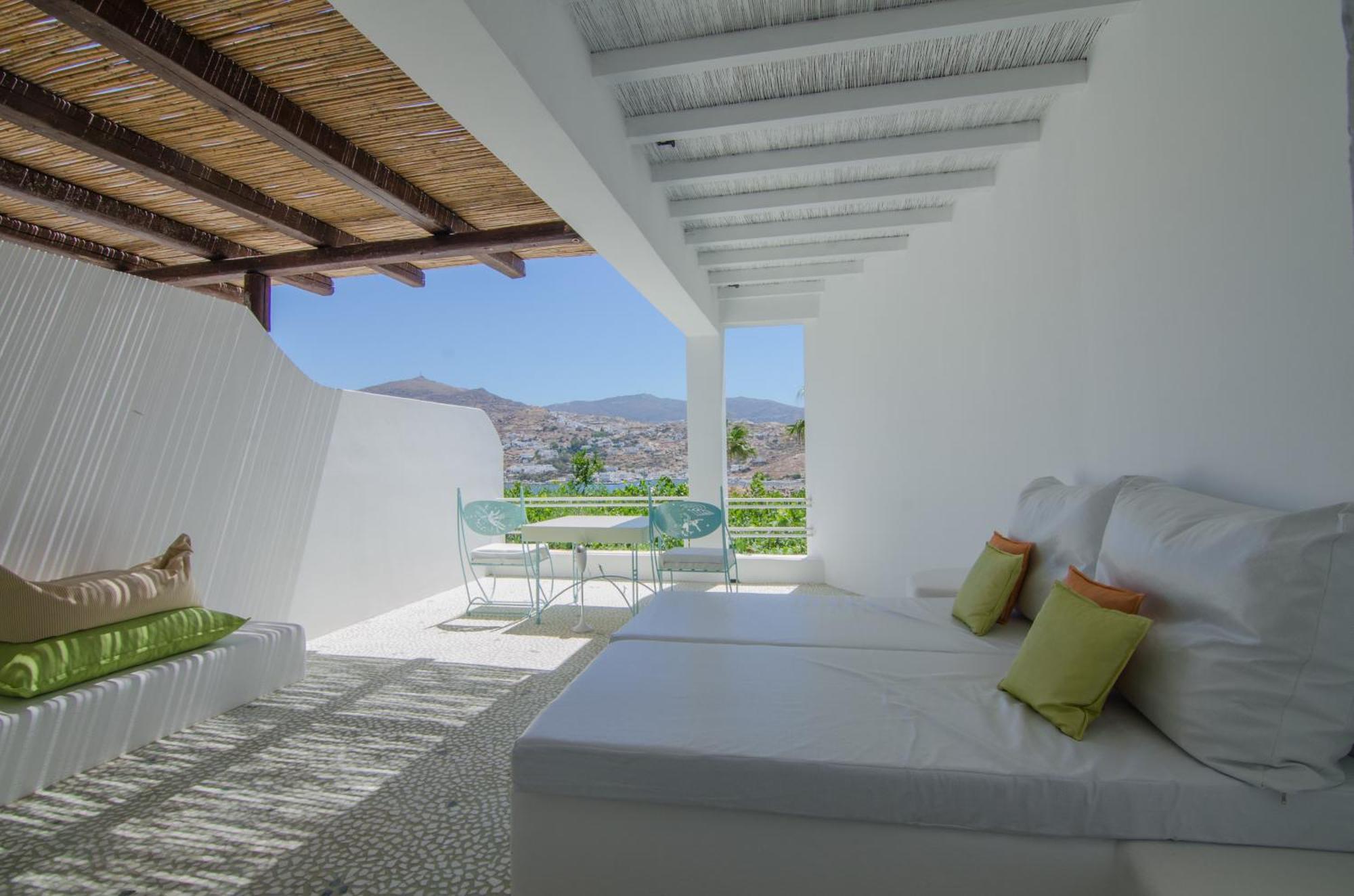 Agalia Luxury Suites Koumpara Oda fotoğraf